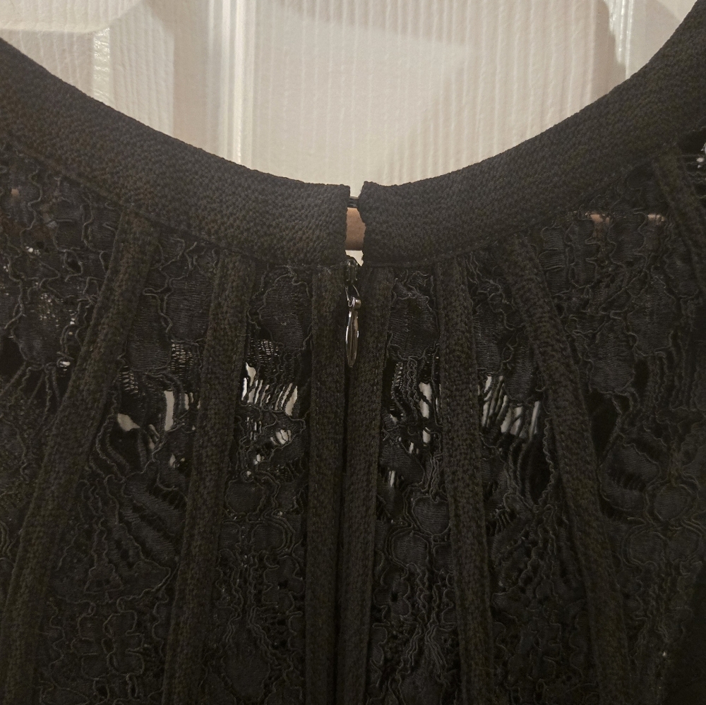 41 Hawthorn Black Lace Cap-Sleeve Blouse - Picture 9 of 12